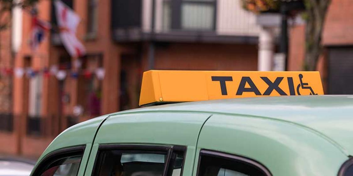 Tax checks on taxi licences to be extended to Northern Ireland